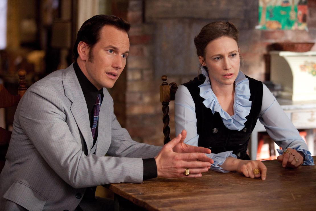 Cặp đôi vợ chồng nổi tiếng Ed và Lorraine Warren trong The Conjuring (2013)